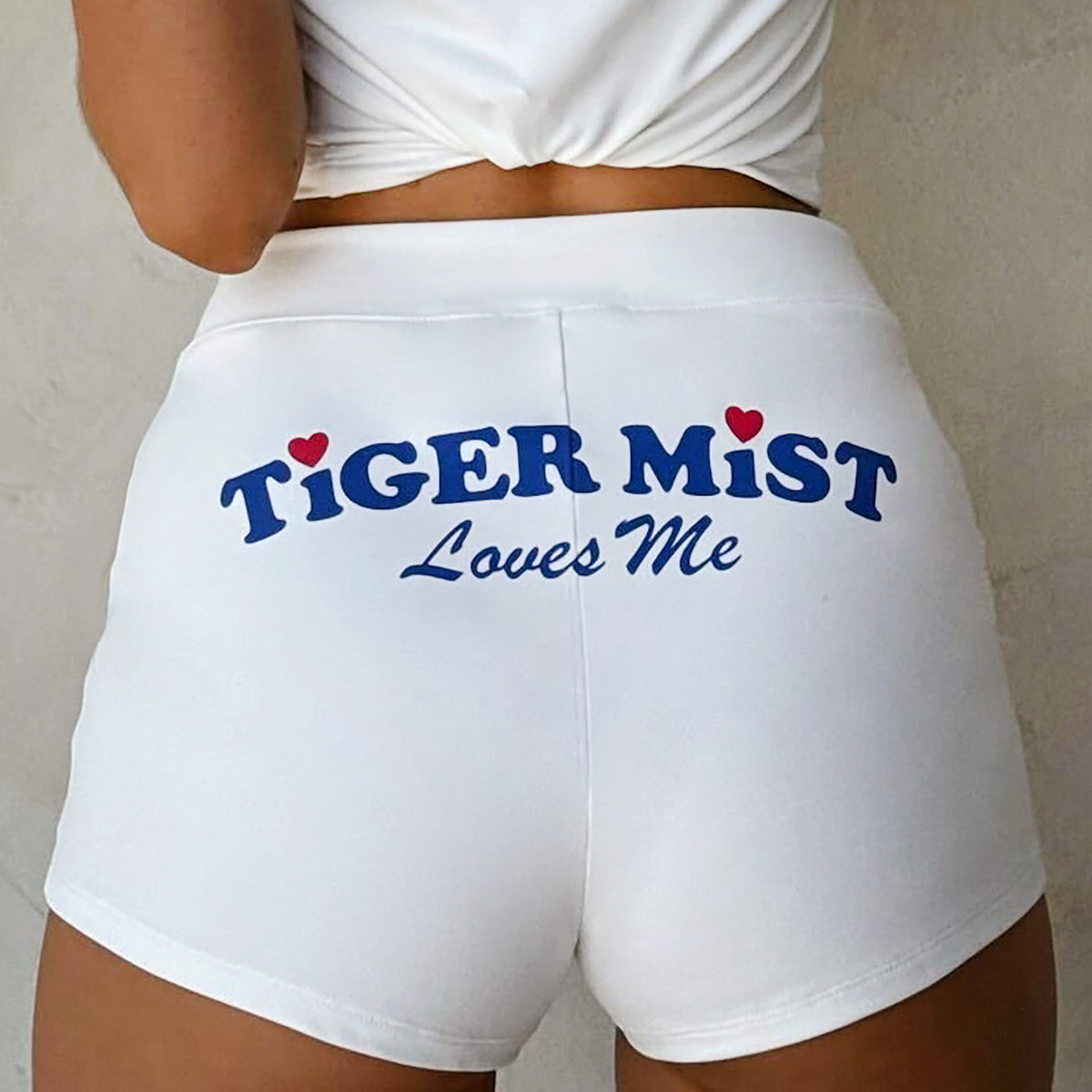 DELANEY SHORT - WHITE  Tiger Mist
